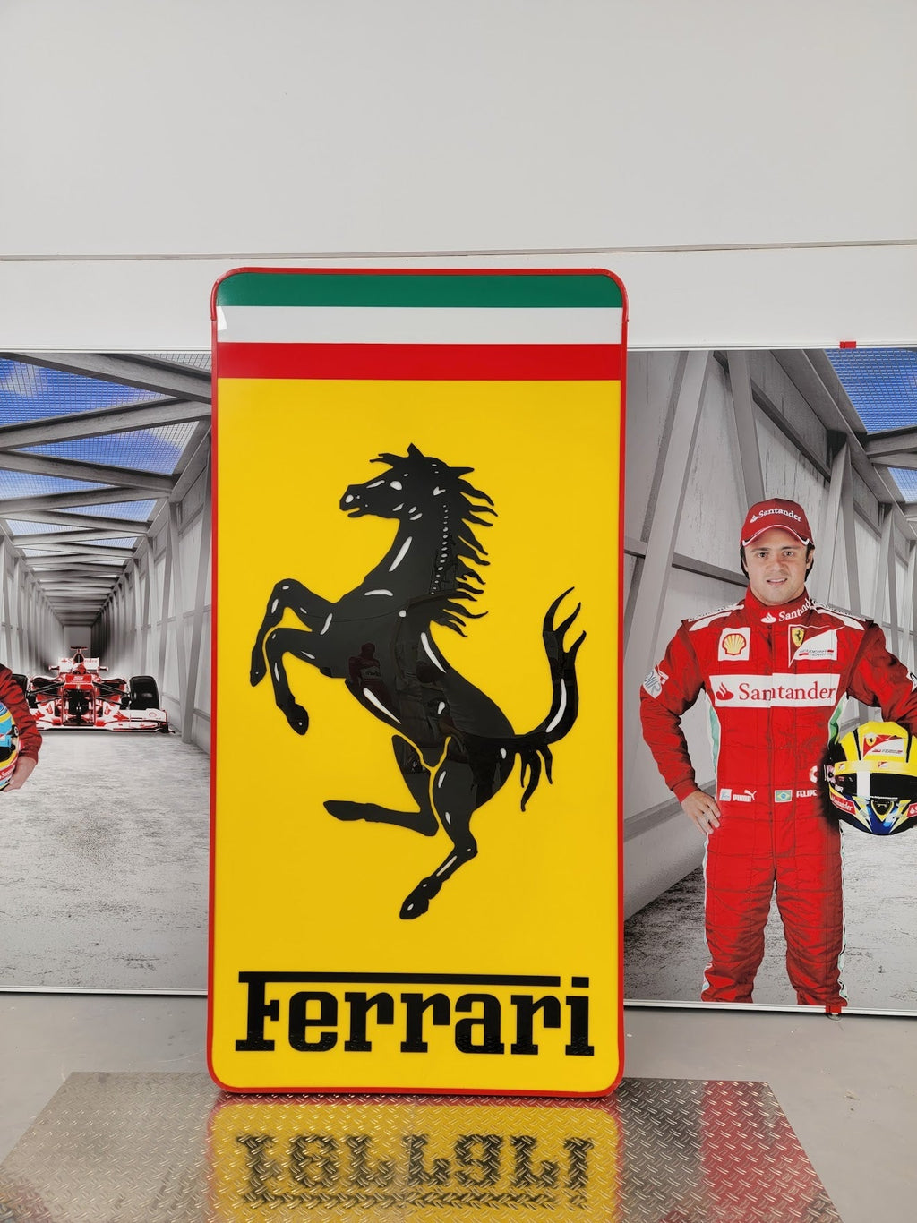2013 Ferrari XXL official dealership illuminated sign