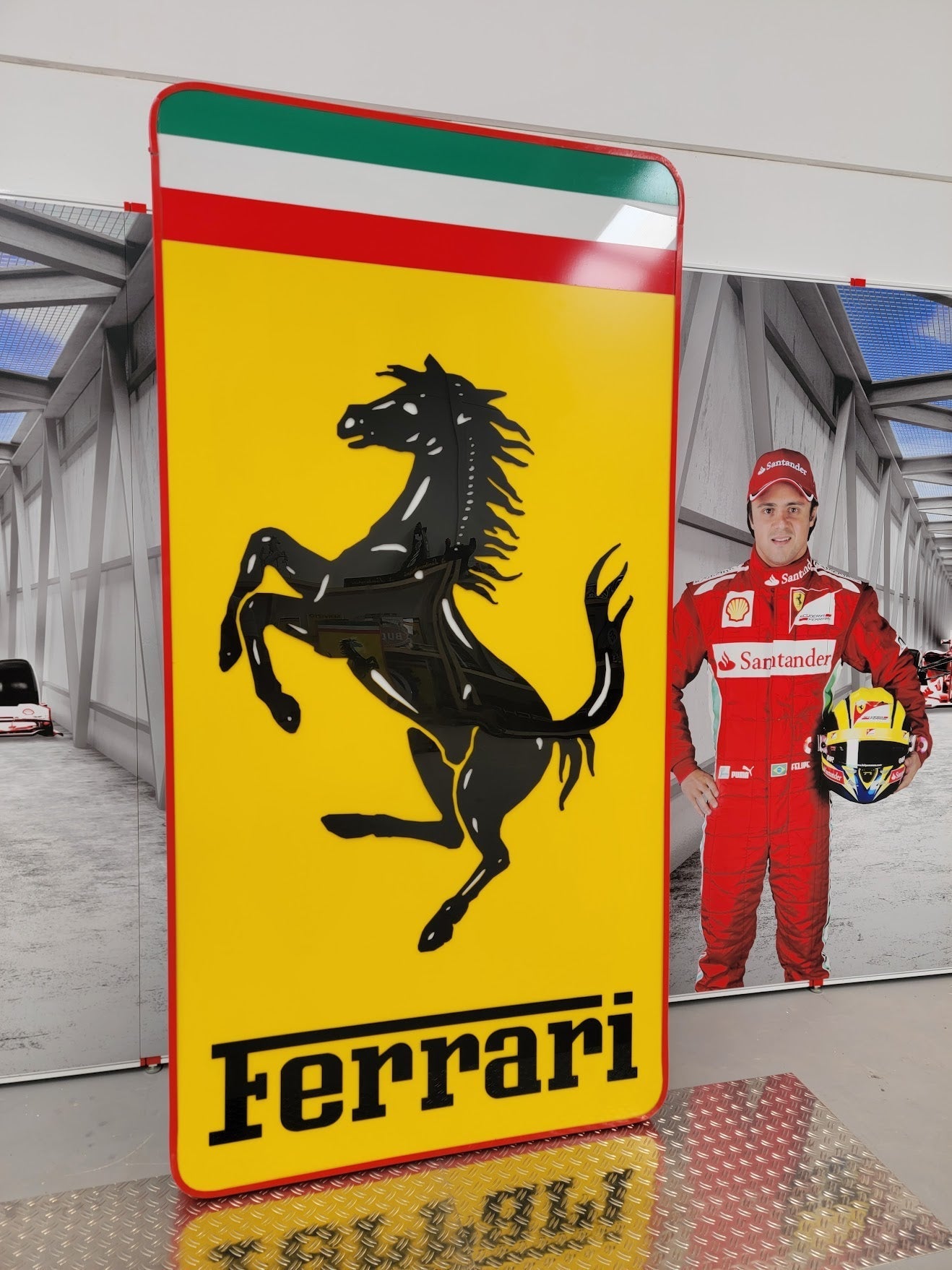 2013 Ferrari XXL official dealership illuminated sign