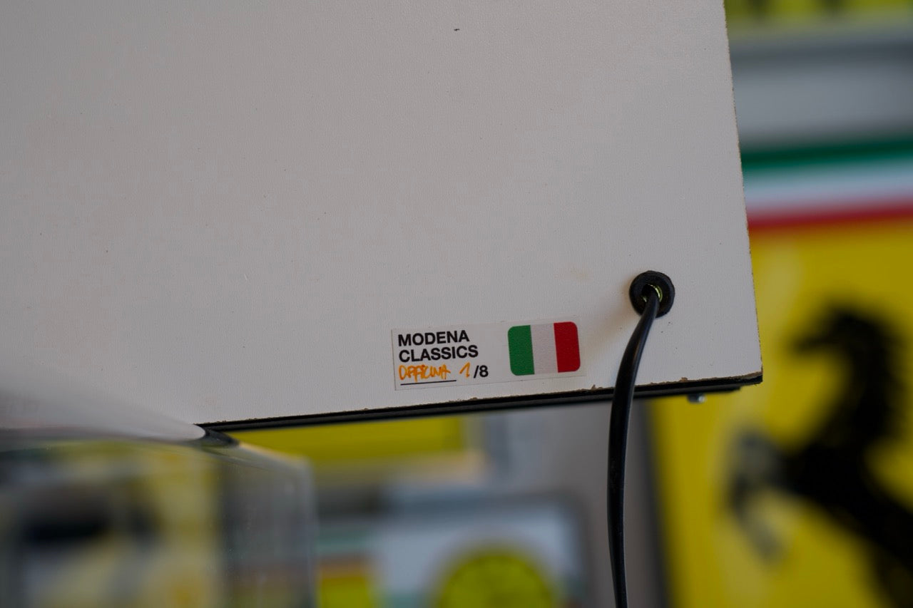 2010's Ferrari dealer illuminated sign