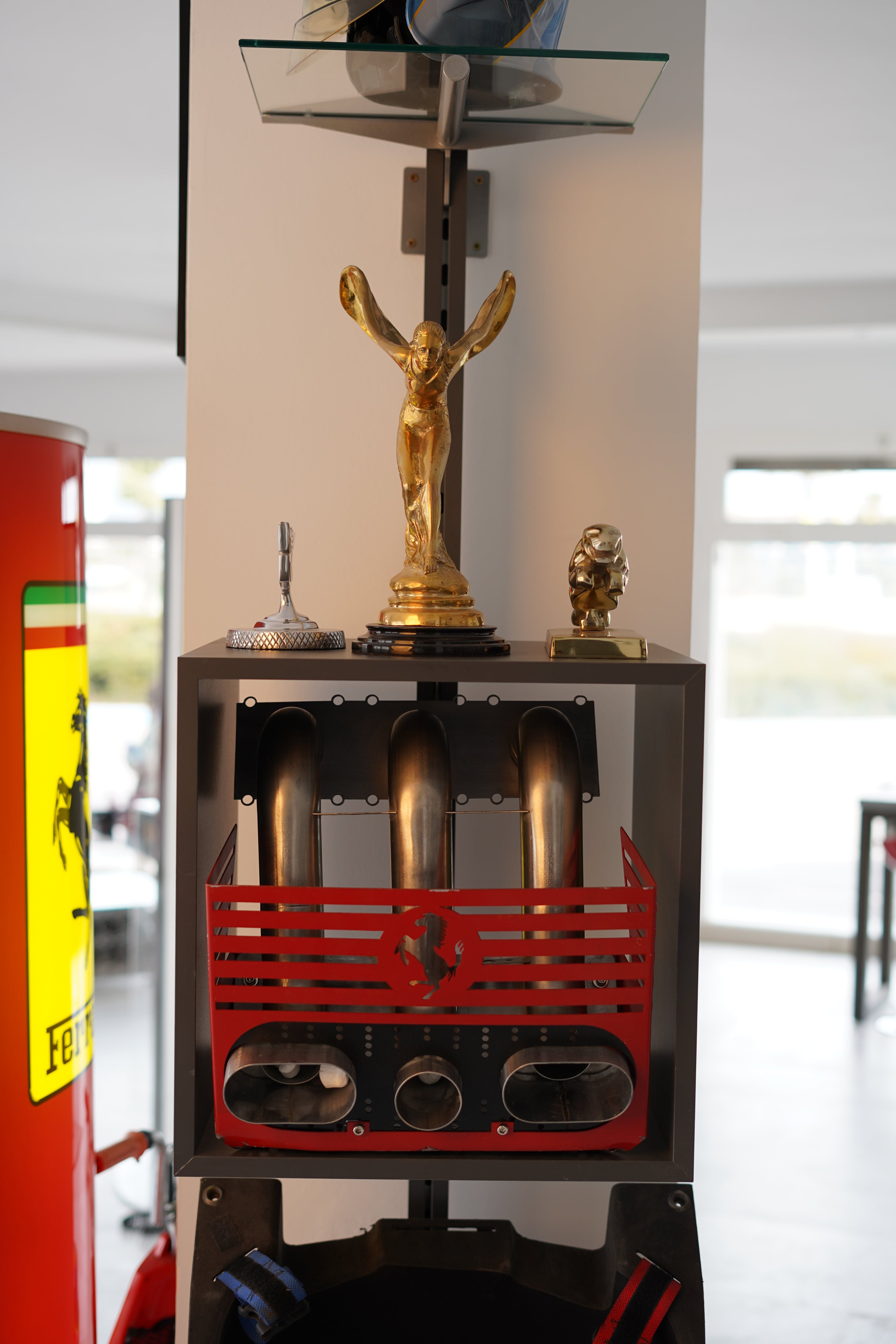 Ferrari F40 Exhaust Display