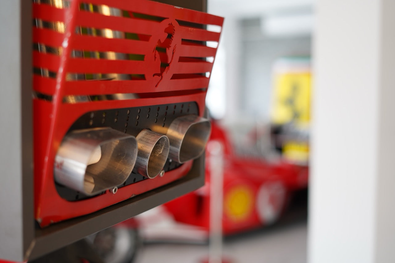 Ferrari F40 Exhaust Display