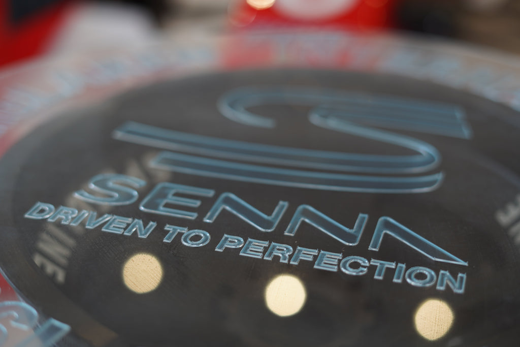 1991 Ayrton Senna rim table of the Mclaren MP4 / 6 signed