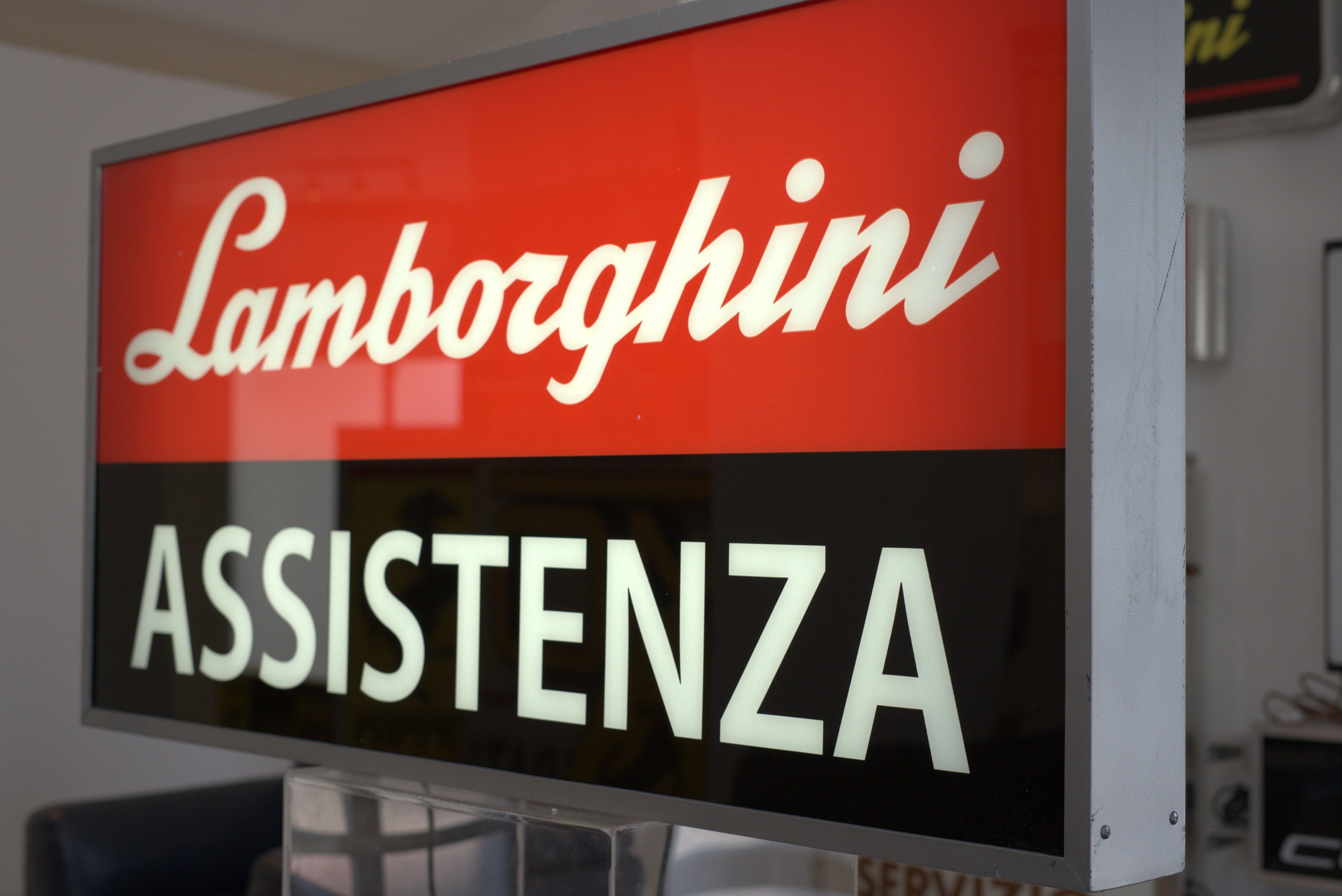 2000s Lamborghini dealership illuminated