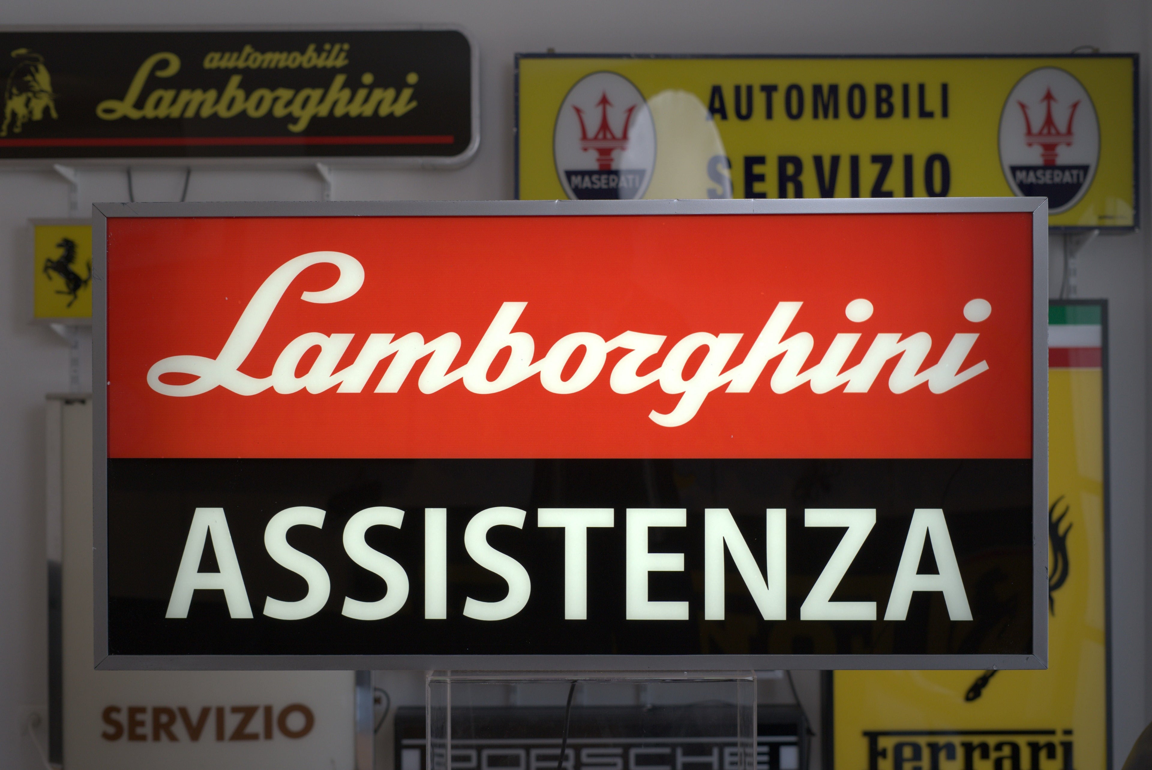 2000s Lamborghini dealership illuminated